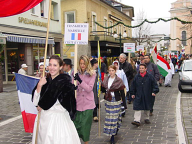 the delegates smile despite the cold