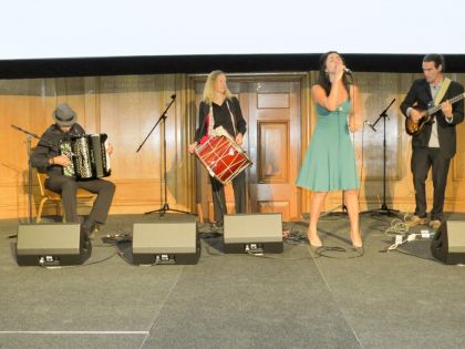 Groupe instrumental et chant (She’Koyokh)