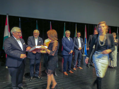 Cadeaux pour les cinq mousquetaires