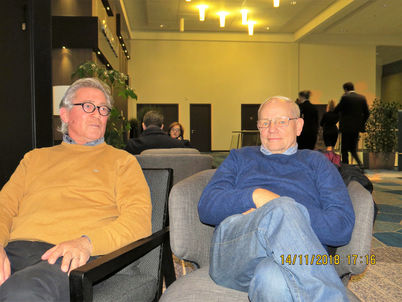 Roy van Sassen et Jürgen Clausen en pleine séance de relaxation !