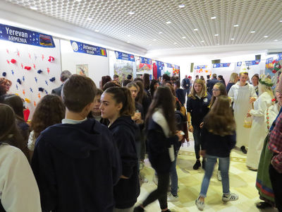 Visitors flocked in throughout the two days of the exhibition. Mostly they were pupils from schools in San Benedetto del Tronto. 