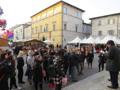 Un étudiant de l’école s’est transformé en guide
