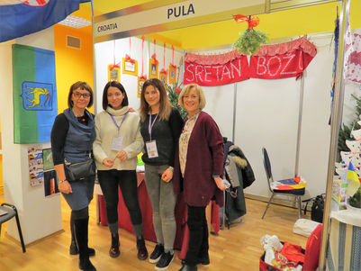 The delegations hard at work decorating their allocated stands