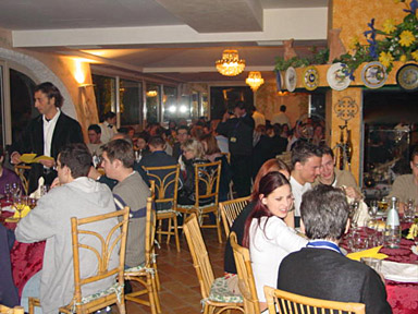 Une vue partielle de la salle