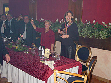 A la table présidentielle, on lčve aussi le verre !