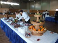 Dernier regard des responsables avant…la ruée !