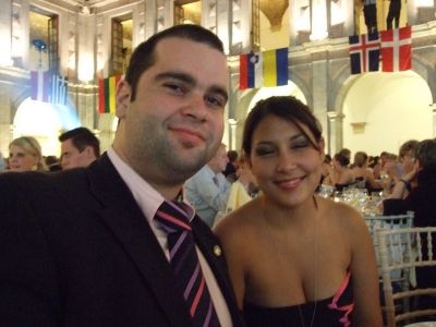 Nikolaos Papaioannou – Grèce – 24 ans – cuisine,  Antigoni Papaoikonomou – Grèce – 22 ans – réception 