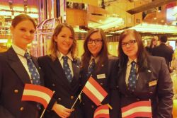 Sylvia Lechner, Marie-Thérèse Weikelbaumer, Tamara Radislovitsch, Michaela Graf toutes quatre de l’école de Semmering - Autriche