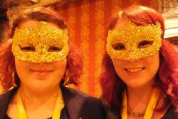 Belles inconnues masquées ! Mais tout aussi enthousiastes !