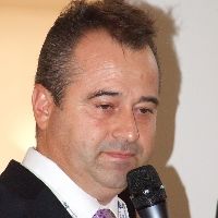  Zoran Nikolowski, director of the Lazar Tanev School