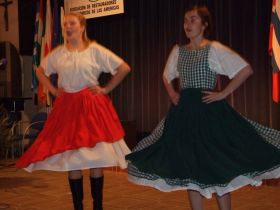 Czech Republic/Podebrady – Singing and dancing and fits of the giggles!