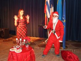 Albania/Tirana – Sketch about a hold-up involving Father Christmas
