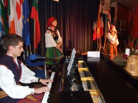 Pologne/Warszawa – Chant