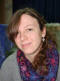 En guise d’interviews, sourires de jeunes