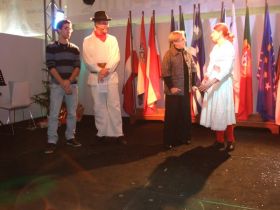 Dans l’ordre de passage, voici les acteurs et actrices dans leurs œuvres