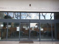 L’entrée de l’école 