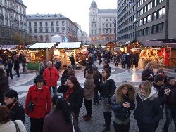 In front of St Stephen’s Basilica and its Christmas market