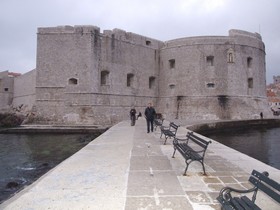Des vues de la citadelle de Dubrovnik au couchant. 