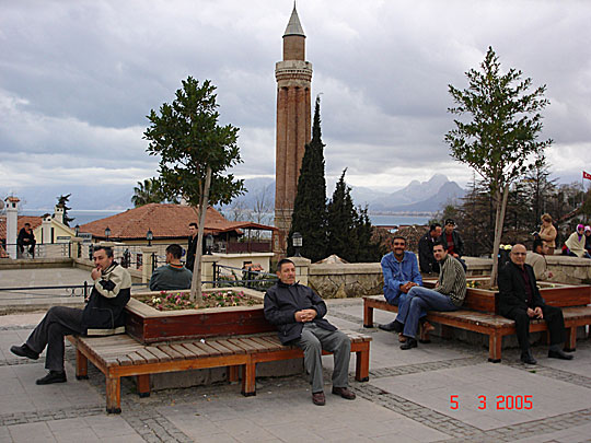pic03.jpg La ville haute, lieu de rendez-vous des autochtones