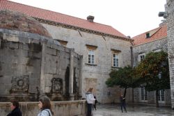 Big Onofrio’s fountain built in 1438 on the left The aqueduct comes in at the top right of the picture At the centre: Bitter oranges which will be used to make jam